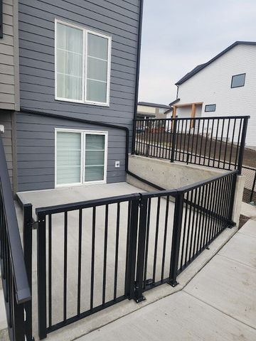 420 - 260 Rowley Way Northwest, Calgary - Photo 3