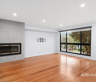 6 Kelvin Avenue, Montmorency - Photo 2
