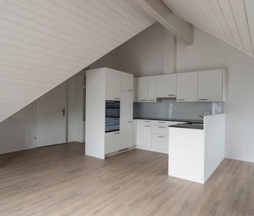 2.5 Zimmer, 70 m², 2. Stock - Photo 2