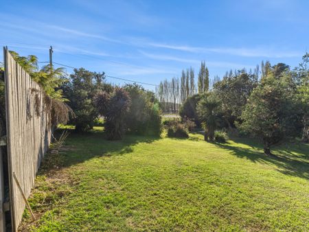 33 Stanley Street, Latrobe TAS 7307 - House For Rent - $550 | Domain - Photo 3