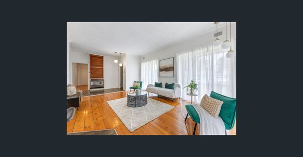 Spacious 4-Bedroom Family Home for Rent! - Photo 1