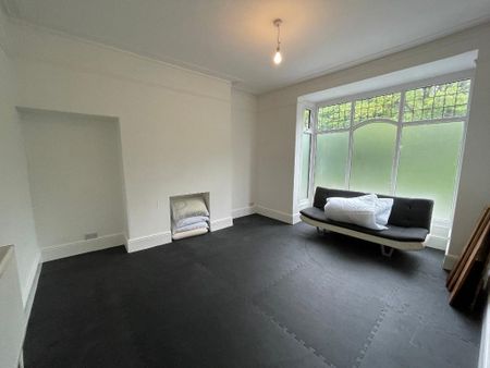 4 Bedroom Terraced House To Rent - Photo 2