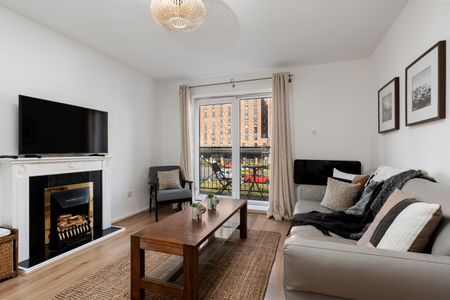 2 Bed Flat, Waterloo Quay, L3 - Photo 5