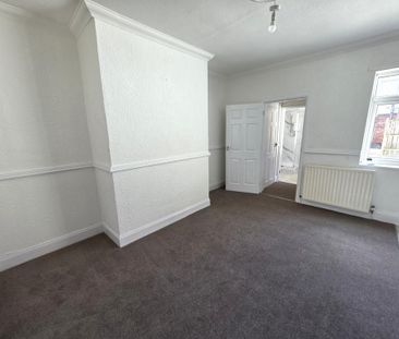 4 bedroom terraced house to rent - Photo 5
