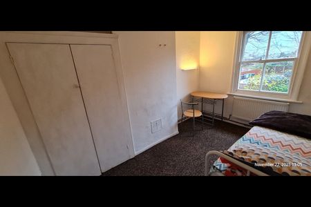 Room in a Shared House, Marsh Road, LU3 - Photo 3