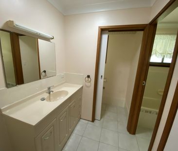Spacious Brick Home in Tinonee - Photo 5