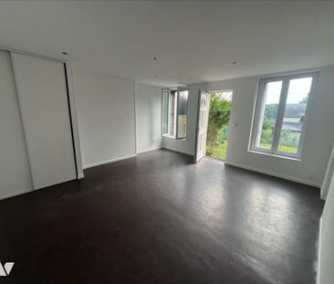 ORBEC BEAU STUDIO 29m² ENTIEREMENT RENOVE AVEC JARDIN - Photo 4