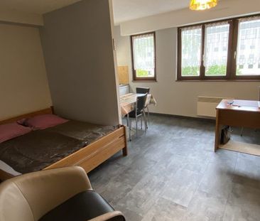 Grand 1 pièce semi meublé - Photo 2