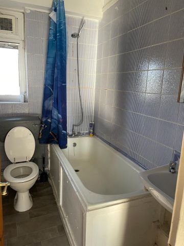 3 Bed Flat, Bronti Close, SE17 - Photo 4