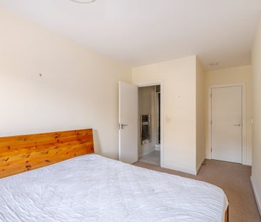 3 bedroom apartment to rent - Photo 3