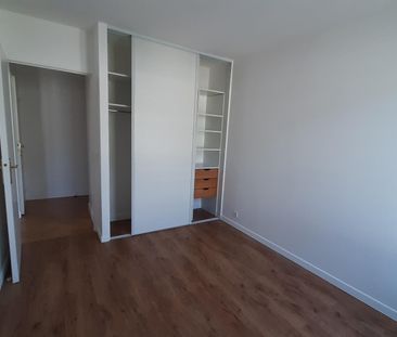 location Appartement T4 DE 89.9m² À VERSAILLES - Photo 3