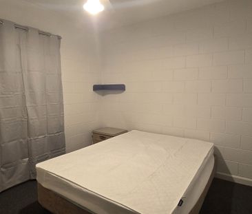 North Location - Two Bedroom - Furnished - Photo 5
