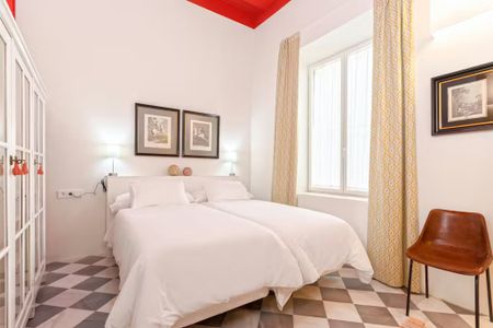 Calle Liñán, Sevilla, Andalusia 41002 - Photo 5