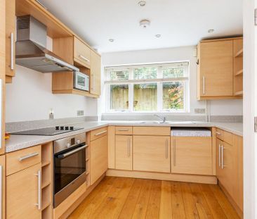 3 bedroom terraced house to rent - Photo 4