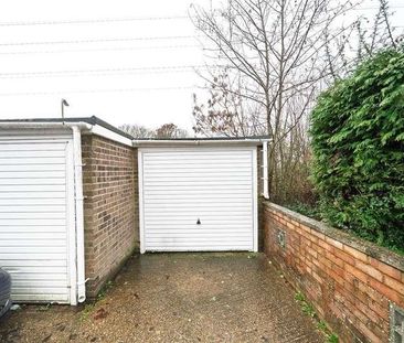 Herons Wood, Calmore, SO40 - Photo 5