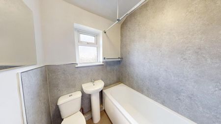 2 bedroom terraced house to rent - Photo 3