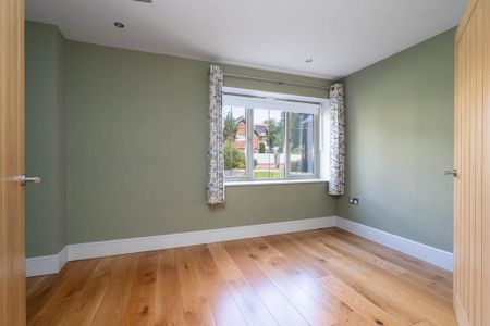 4 bedroom detached house to rent - Photo 5