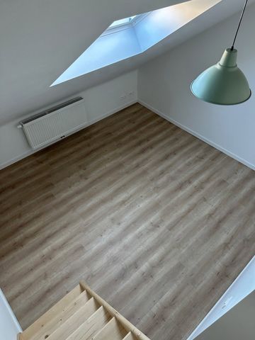 Gerenoveerde woning met 3 slaapkamers + mezzanine - Photo 2