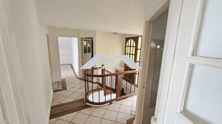 A louer, Maison / Villa, 150 m² - Photo 3