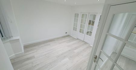 Raynville Grove, Bramley, Leeds, LS13 2RP - Photo 2