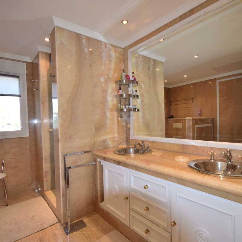 Apartamento planta baja en alquiler en Marbella, Marbella - Photo 1