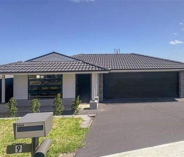 Stunning Brand New Family Home - Photo 4