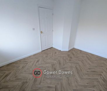 John William Close, Chafford Hundred - - Photo 6