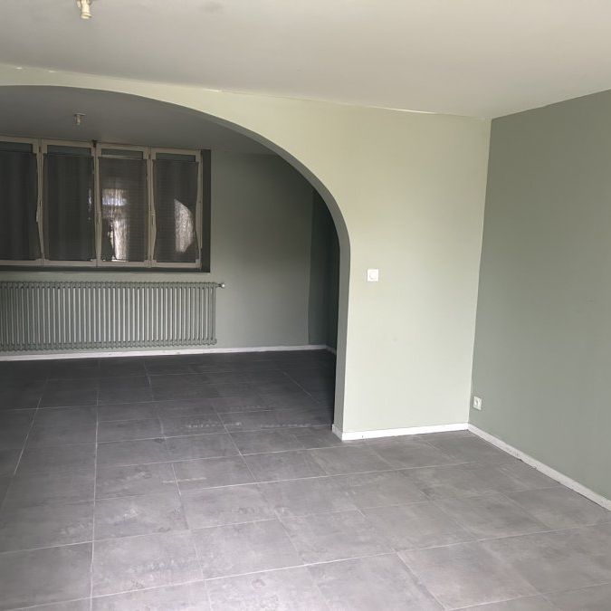 Appartement 2 pièces à Luché-Pringé - Photo 1