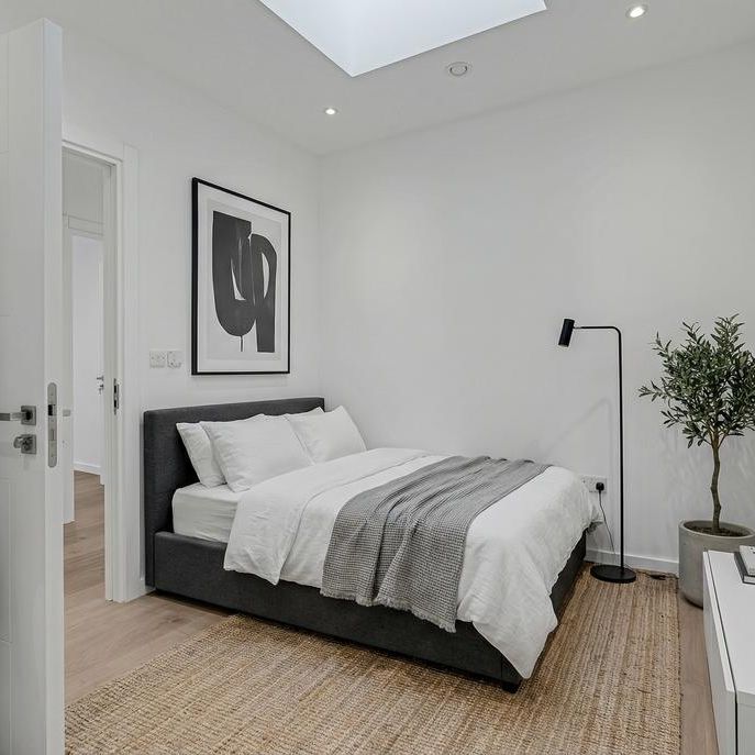 2 bedroom flat to rent - Photo 1