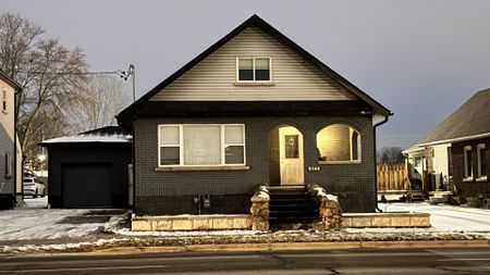 For Lease - 5745 Stanley Avenue Unit# Side bachelor, Niagara Falls, Ontario - Photo 2