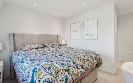 Thames Street, Weybridge, Surrey, KT13 - Photo 4