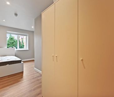 1 bedroom house of multiple occupation to rent - Photo 1