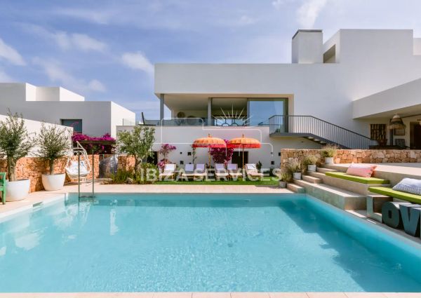 Perfect Family house with 4 bedrooms near Cala comta