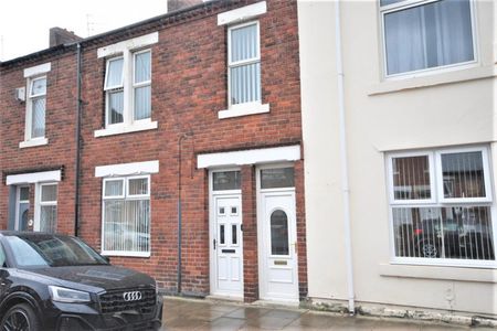 2 bed flat to rent in Aln Street, Hebburn, NE31 - Photo 3