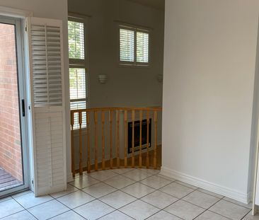 For Lease - 169 Matthew Drive Unit# Upper Level, Vaughan, Ontario - Photo 3