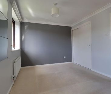 2 bedroom semi-detached house to rent - Photo 2