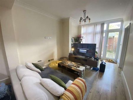 Stunning Luxury Bedroom Garden Apartment - Mill Hill Broadway, NW7 - Photo 4