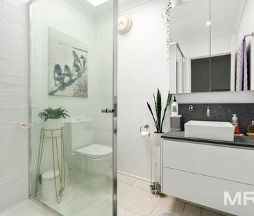 Bright and spacious home - Photo 5