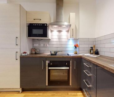 2 bedroom apartment to rent - Photo 6