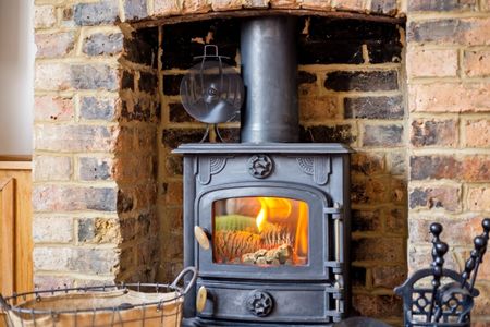 2 bedroom cottage to rent - Photo 2