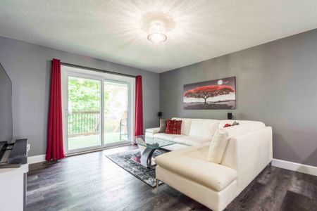 For Lease - 72 GORDON Street, Belleville, Ontario - Photo 2