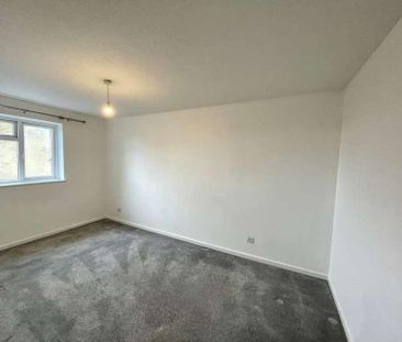 Fieldmere Close, Witney, OX28 - Photo 2