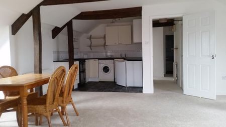 1 bedroom apartment to rent - Photo 2