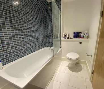 2 bedroom apartment to rent - Photo 3