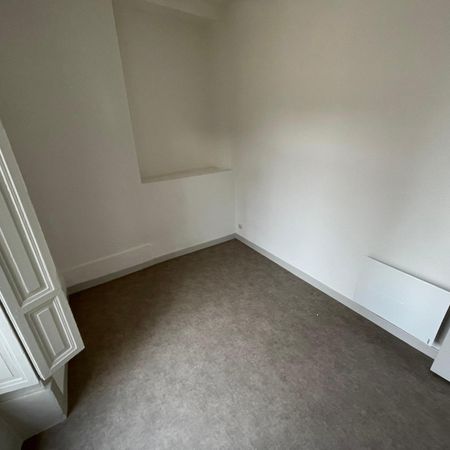 Location Appartement 2 pièces 32m² AUBENAS 07200 - Photo 4