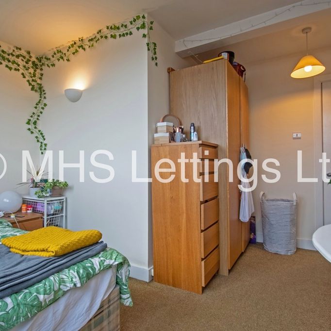 1 Bedroom Mid Terraced House for rent in Ashville Terrace - Photo 1