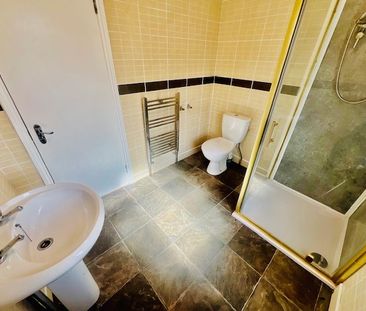 2 bedroom flat to rent PONTEFRACT ROAD, CASTLEFORD, WF10 4BA - Photo 5