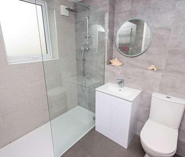 Jewel Close, Urmston, Manchester, M41 - Photo 3