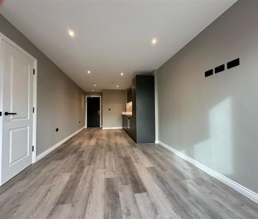 3 bedroom apartment to rent - Photo 6