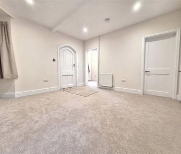 2 bedroom detached house to rent - Photo 4